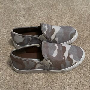 Steve Madden Camo Slip Ons